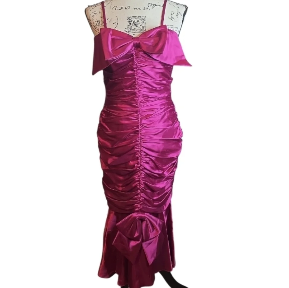Stunning Magenta Satin Bow Dress - Picture 3 of 16